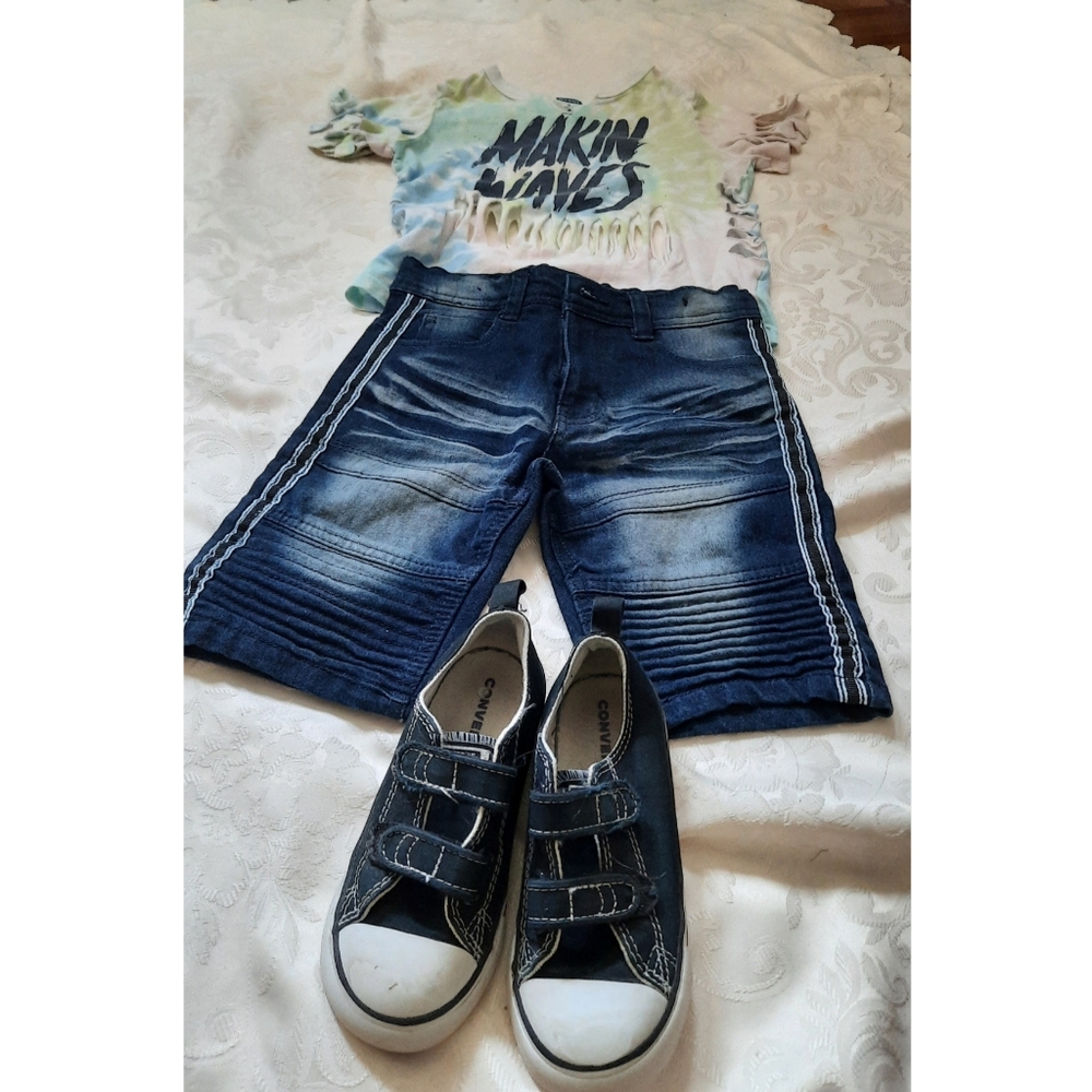 3pcs Toddler Jeans Shorts/ T shirt/ Converse runners